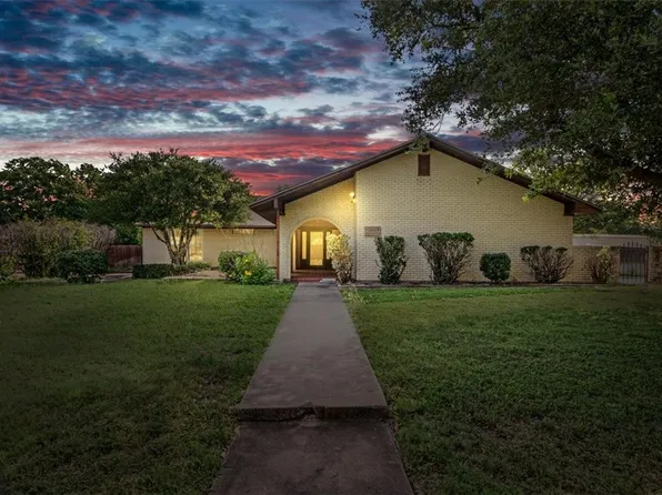 300 Oklahoma Ave, Hewitt, TX 76643