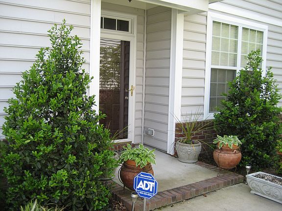 2nd image of 2308 Silver Charm Cir