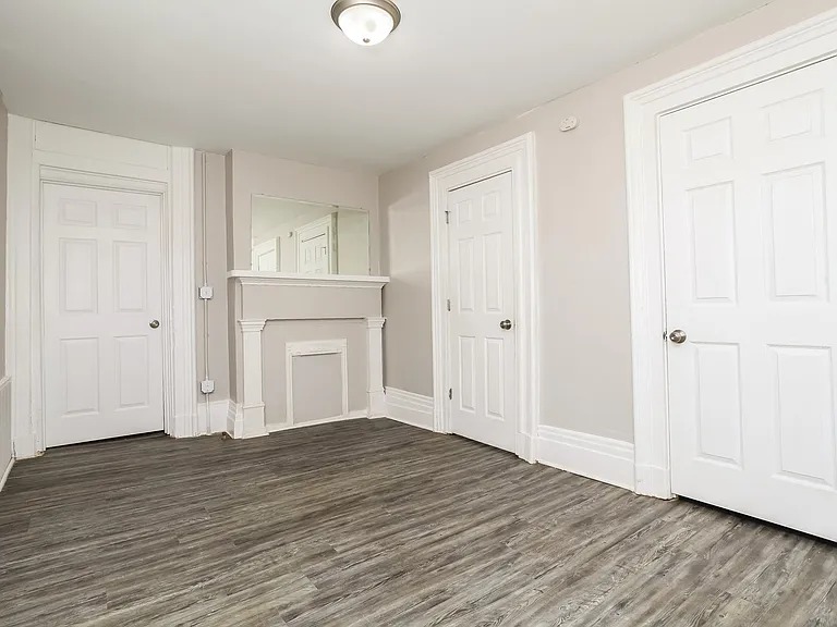 721886_018_living_room_13495707.jpg
