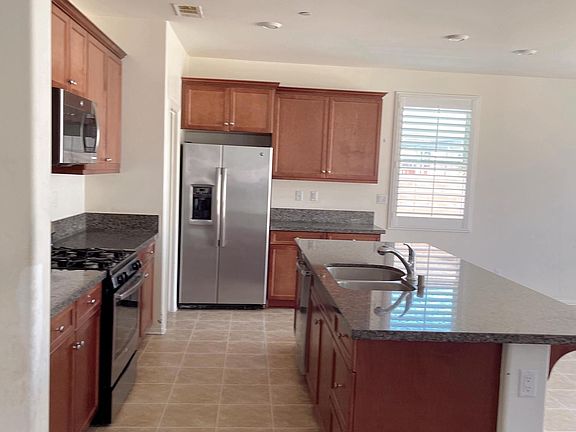 5th image of 15492 Fennel Pl