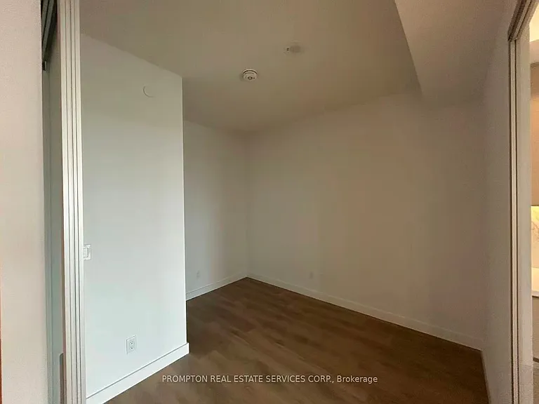 68 Esther Shiner Blvd #910 — Photo 9