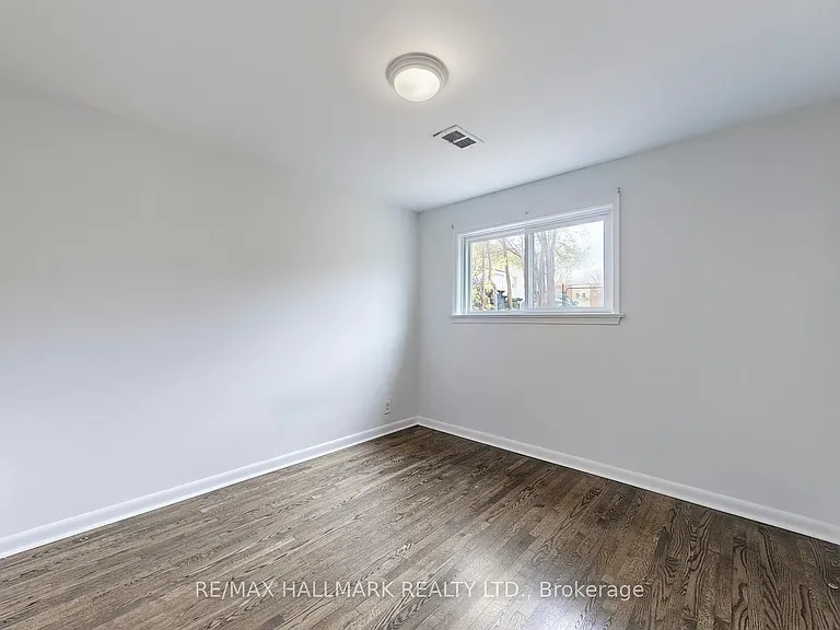 3572 Dufferin St #LOWER — Photo 12