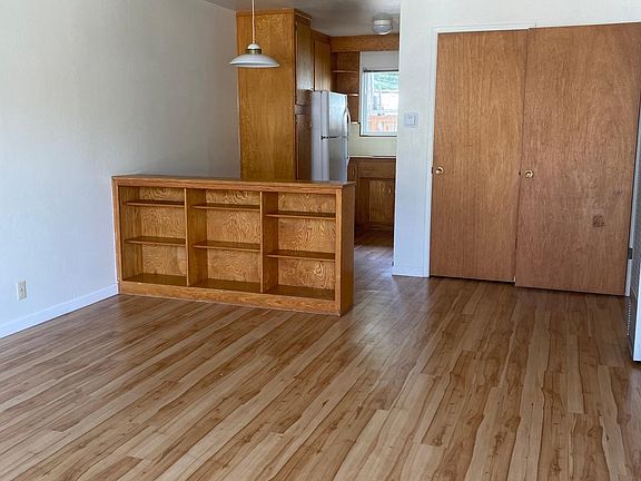 Living room & dining area