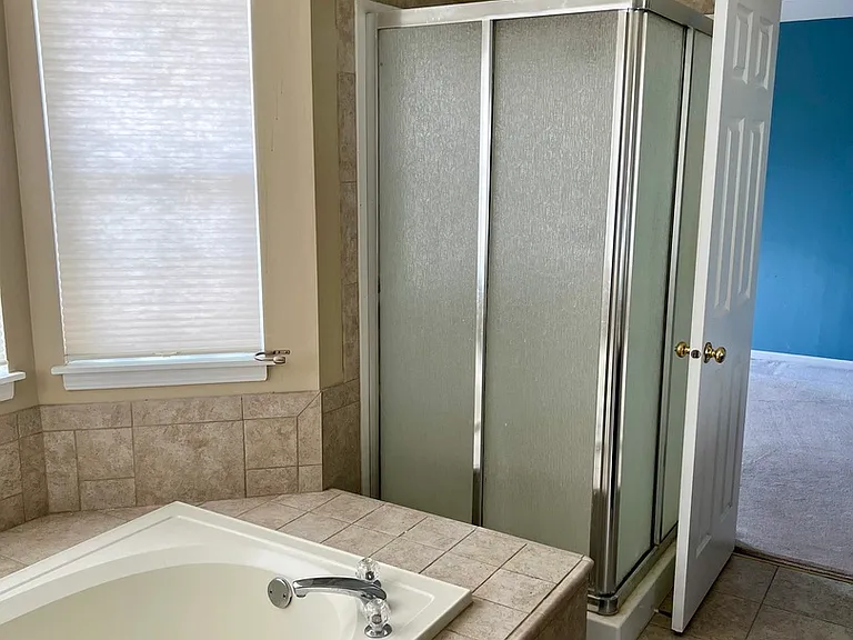1165 Edington Ct — Photo 13