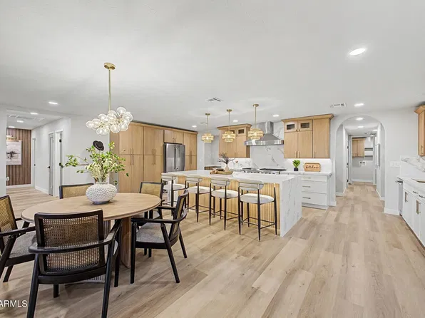 2808 E LUPINE Avenue, Phoenix, AZ 85028