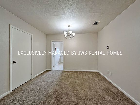 4th image of 3113 Belden St APT 4