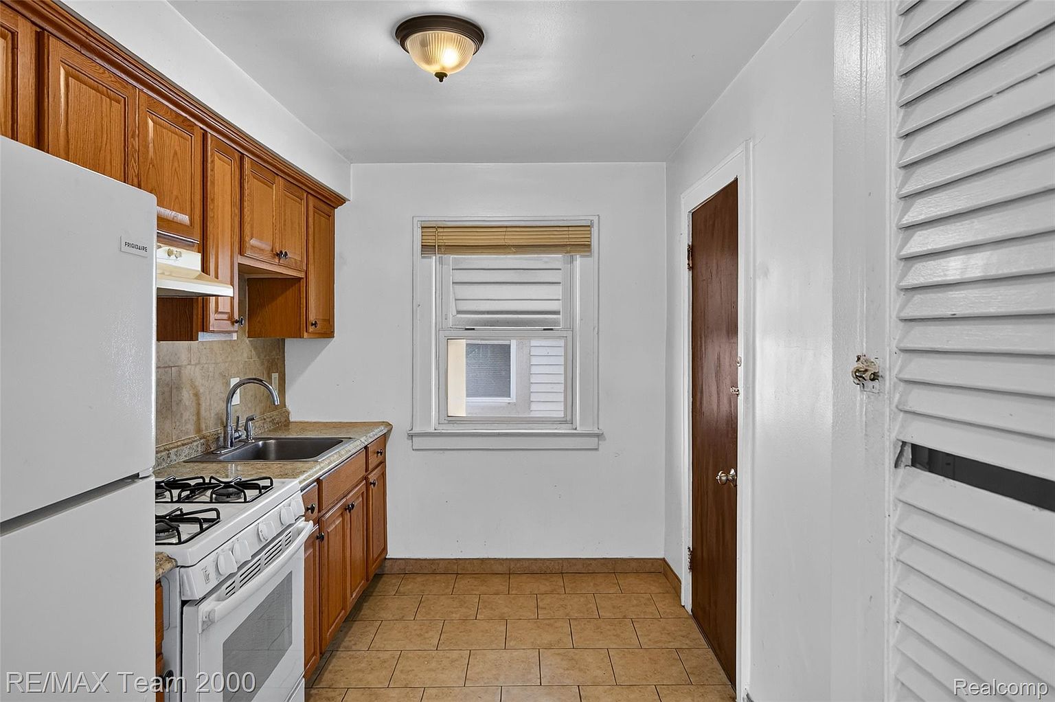6406-6408 Mead St, photo 12