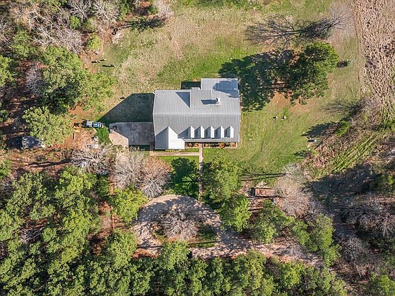 3rd image of 474 Mountainview Rd