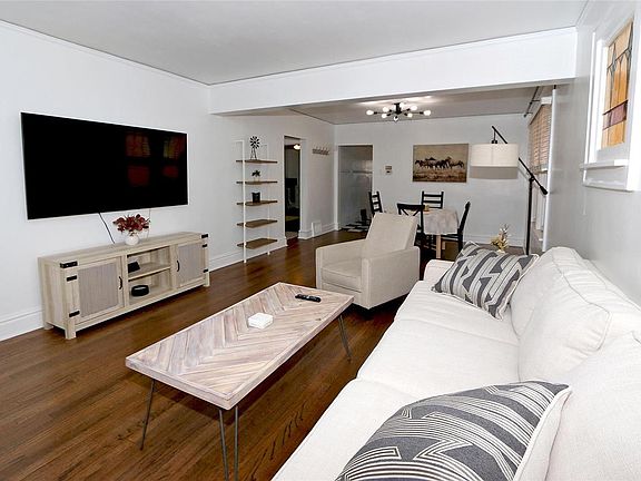 5th image of 4509 Jamieson Ave