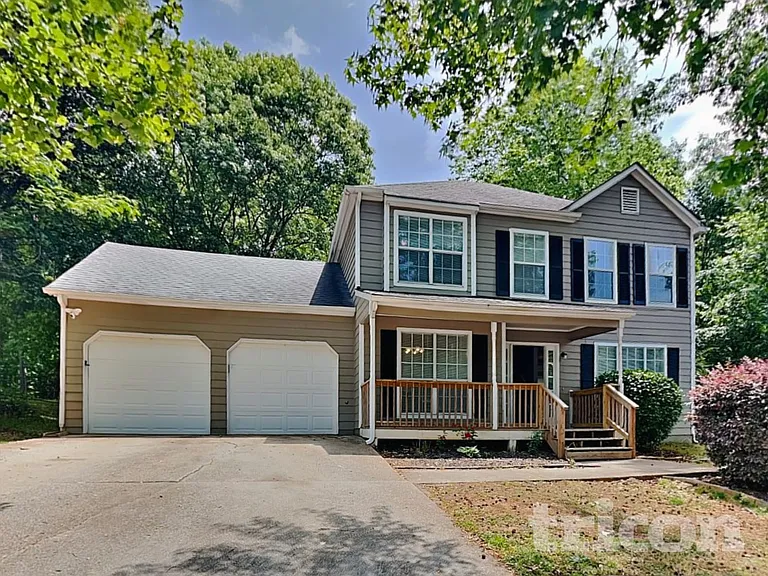 3520 Willow Tree Cir — Photo 2