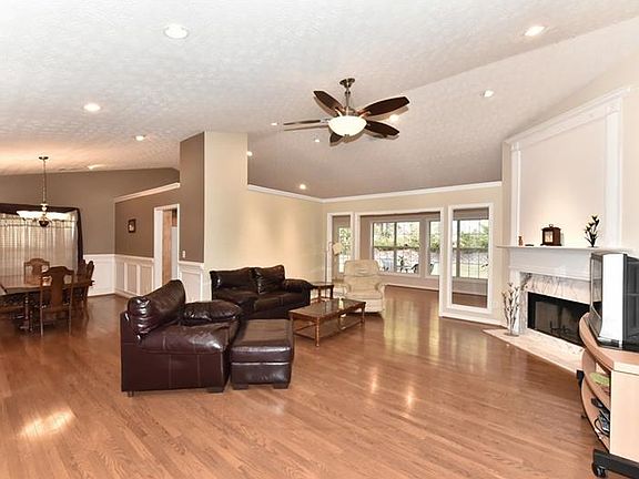 5th image of 1894 Brittlebank Ln