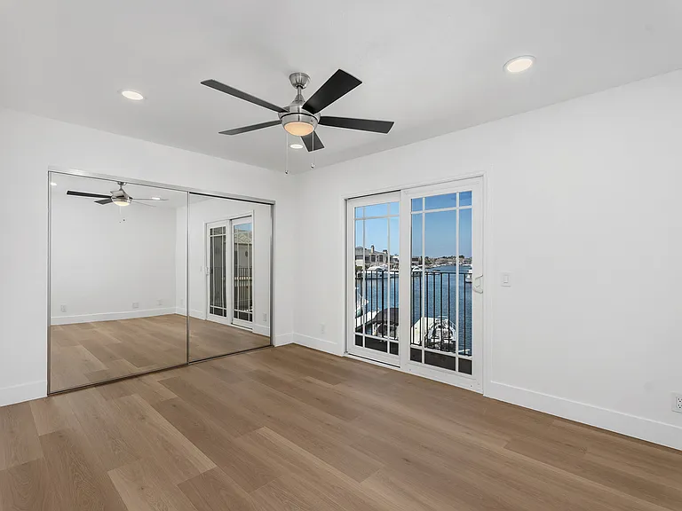 4051 Mistral Dr — Photo 24