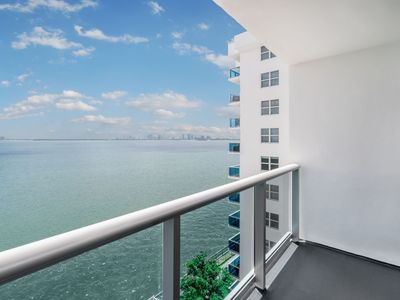 1900 S Treasure Dr APT 7N, North Bay Village, FL, 33141