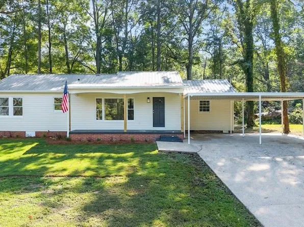 227 Bennett St, Heflin, AL 36264