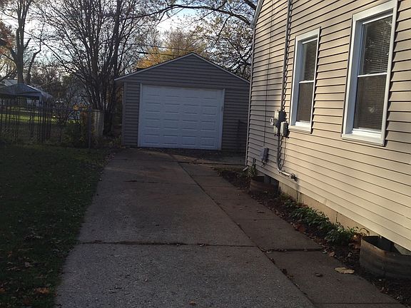 2nd image of 1812 Pierce Ave
