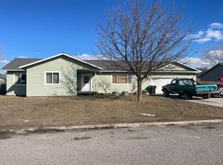 17 Darlene Rd, Columbia Falls, MT 59912