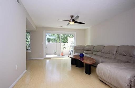 4th image of 42 Elderwood Dr
