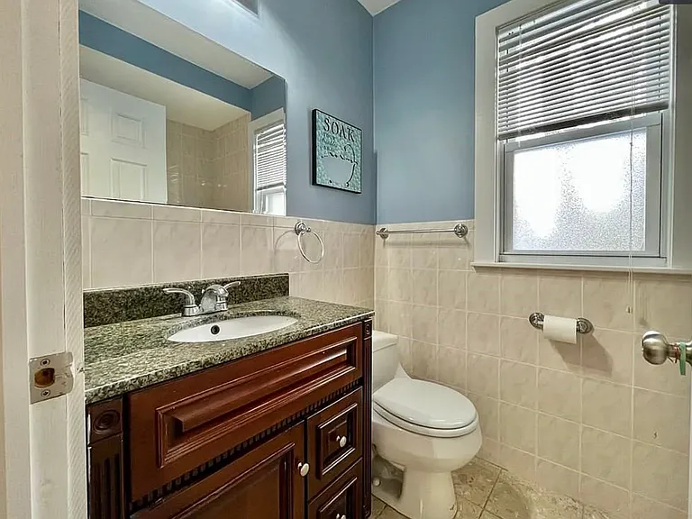 84 Baker Ave #R — Photo 7