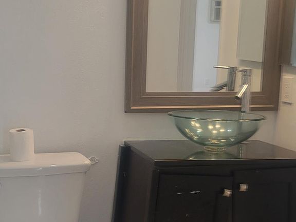 4th image of 20234 Cantara St Unit 328