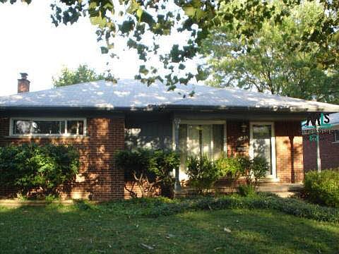 1st image of 8785 Woodside Dr