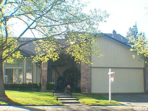 2618 Wagner Heights Rd, Stockton, CA 95209