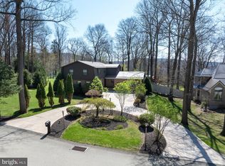 5120 White Oak Dr, Indiana, PA
