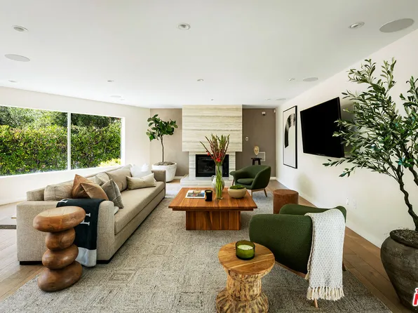 1600 N Kings Rd, Los Angeles, CA 90069