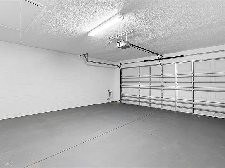 846 Grand Hughey Ct — Photo 29