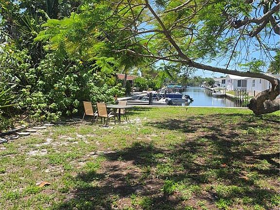 3rd image of 2662 Mangrove ST