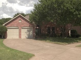 3852 Misty Glen Ct, Bedford, TX 76021