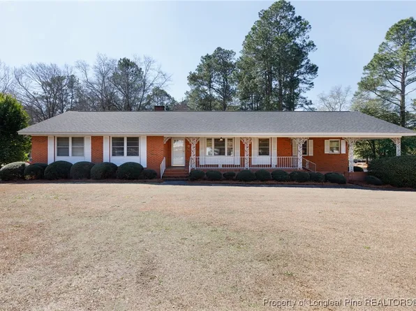302 E Williams St, Autryville, NC 28318