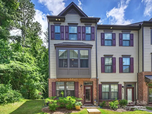 513 Cubitt Ct, Charlotte, NC 28205