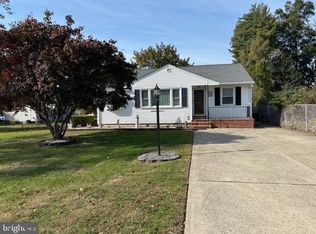 356 Lakeside Blvd, Hamilton, NJ 08610