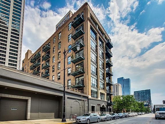 3rd image of 1133 S Wabash Ave APT 303