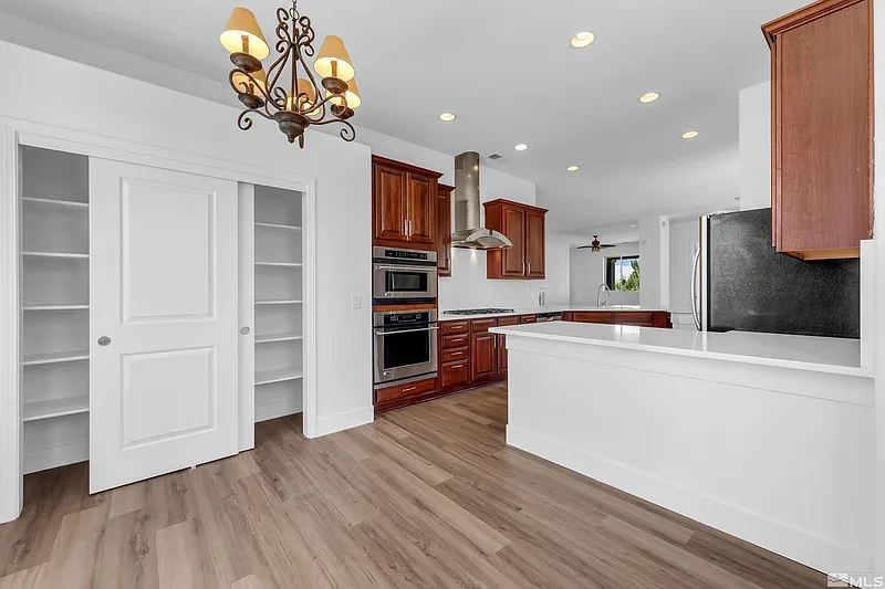Thumbnail 17