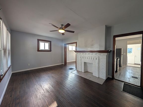 3rd image of 884 Bellows Ave
