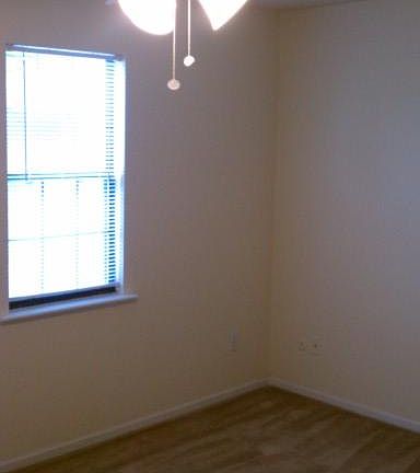 3rd image of 136 NE Timbercreek Cir