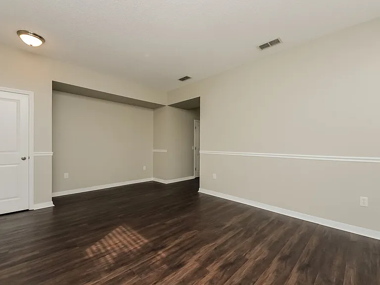 917 Anchorage Ln — Photo 6