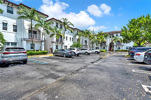 8620 NW 97th Ave #213 Photo 1 8620 NW 97th Ave #213 Photo 1