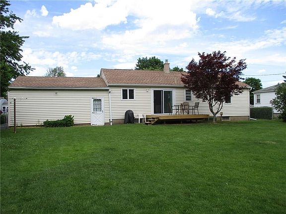 2nd image of 31 W Garden Dr