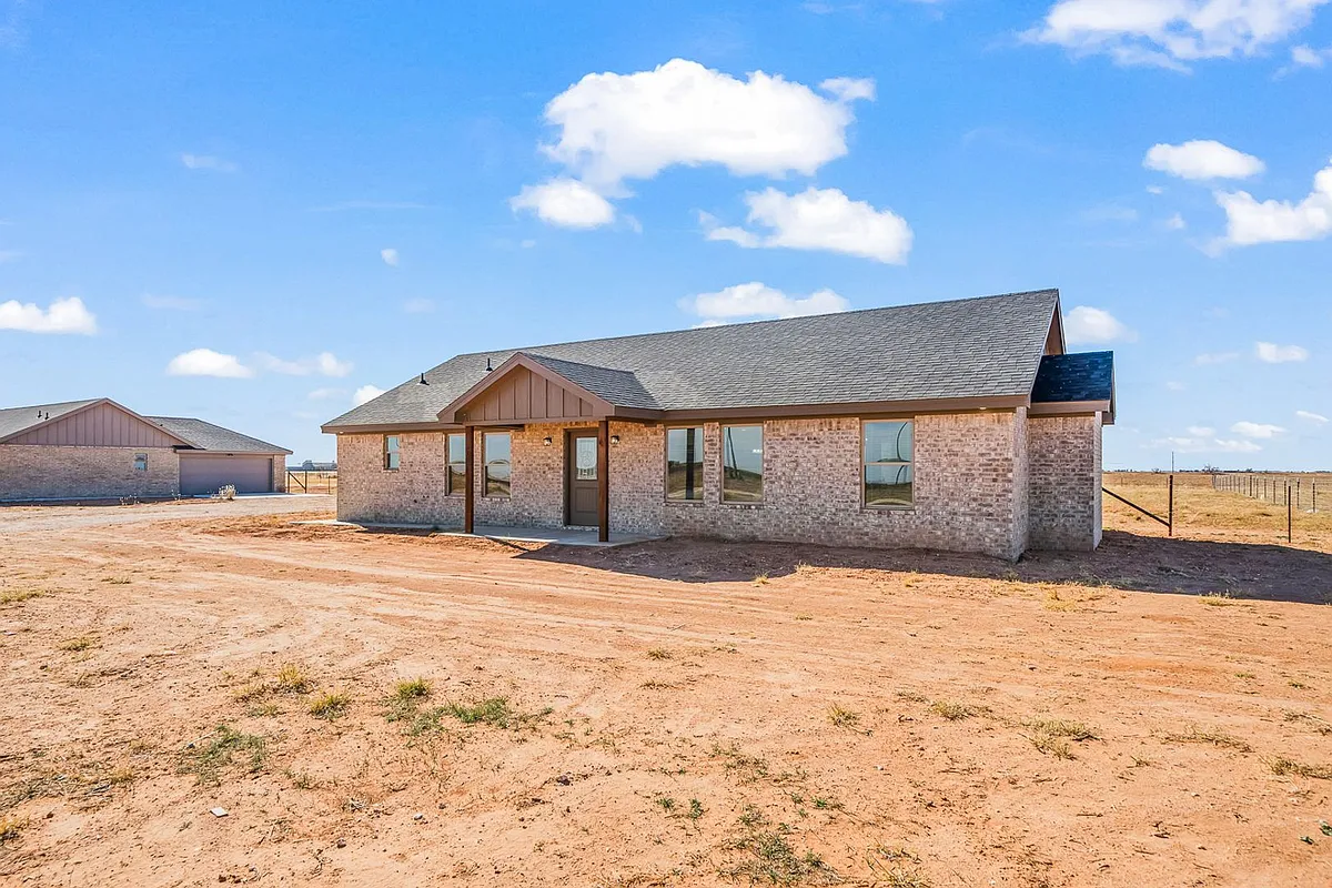 Building Photo - 307 N FM 789 #A