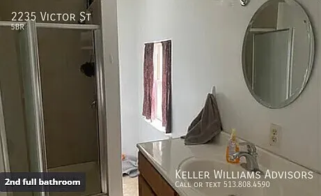2235 Victor St — Photo 10