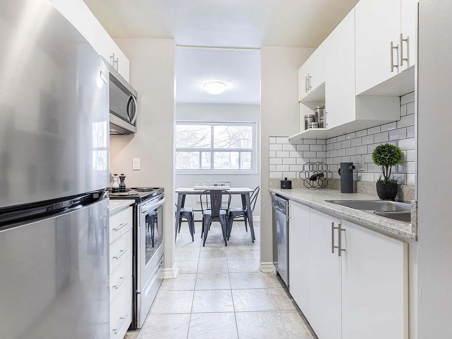 Grandview Terrace — Photo 1