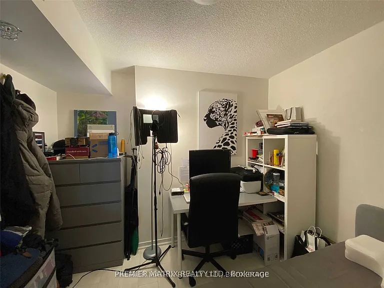 20 Joe Shuster Way #720 — Photo 8