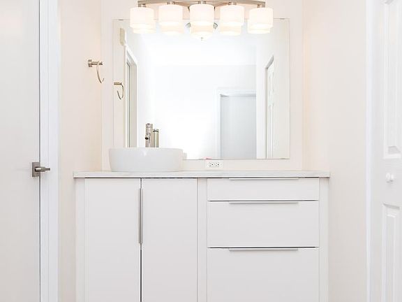 5th image of 1225 Martha Custis Dr APT 108