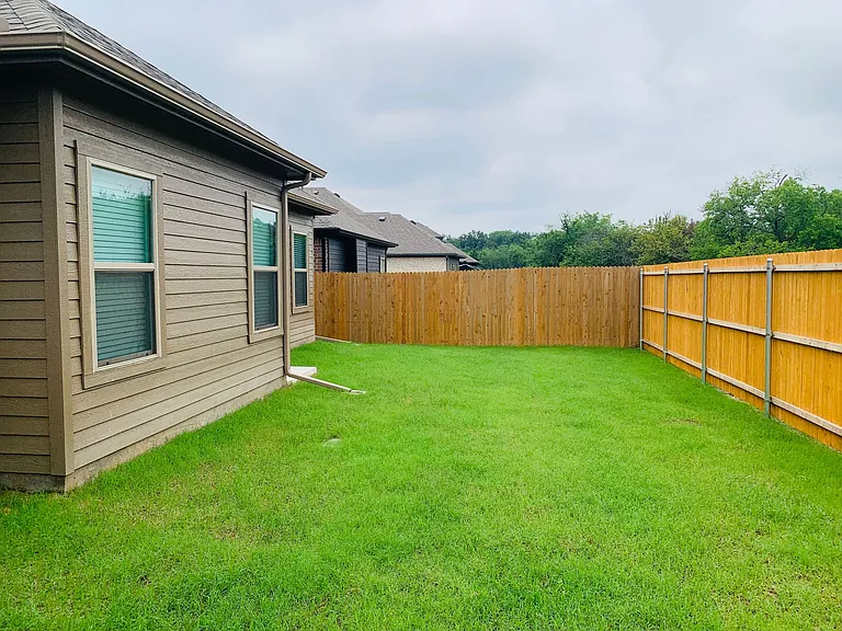 7804 Cottonwood Dr — Photo 24