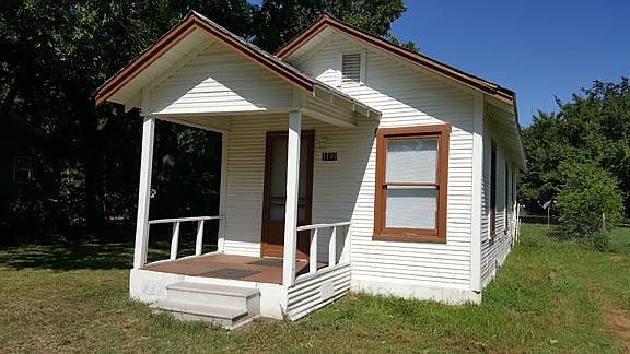 2nd image of 1107 D St SE