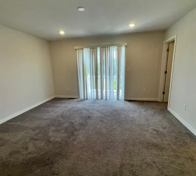 75 Continental Way — Photo 16