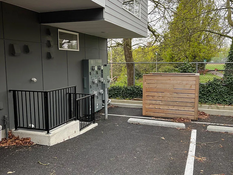 2210 S Charles St #A — Photo 31