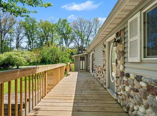 310 S Philip Rd, Niles, MI 49120